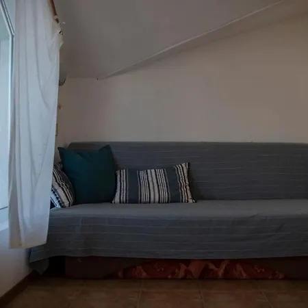 лора ゲストハウス シネモレツ