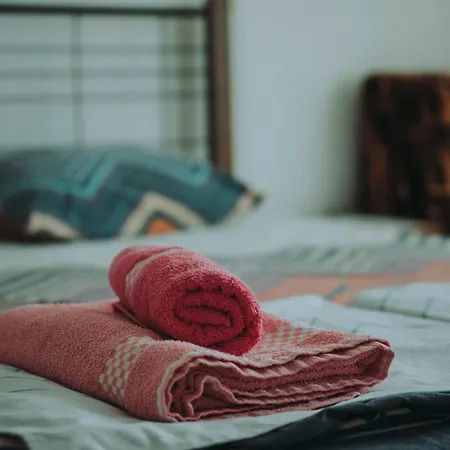 лора シネモレツ