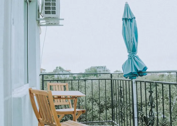 лора Guest house Sinemoretz